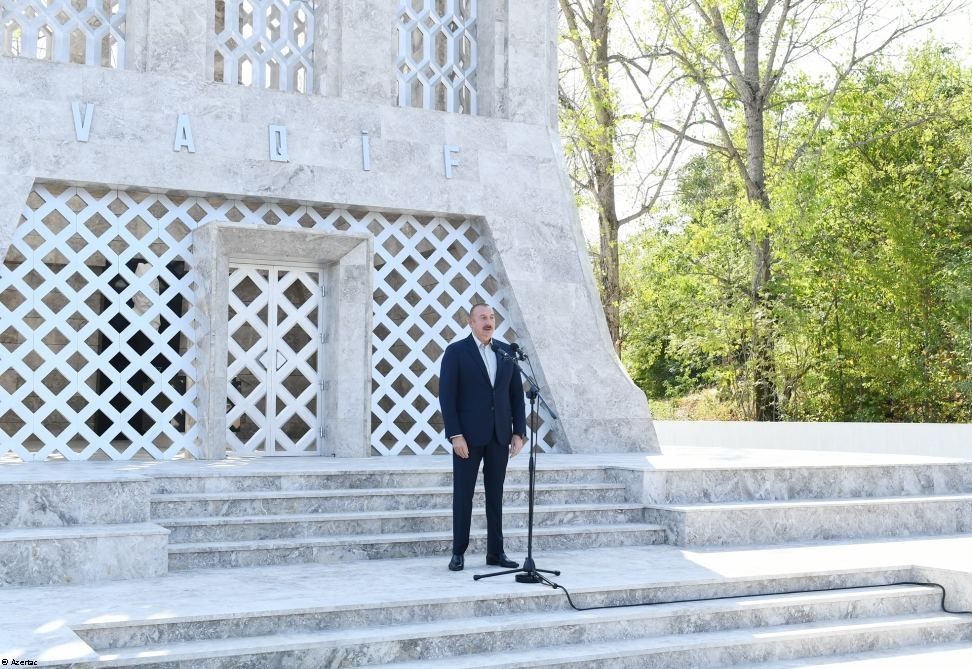 Le président azerbaïdjanais: Aujourd’hui, Choucha renaît déjà et des mesures sont prises pour lui donner un nouveau souffle