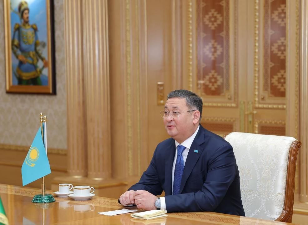 LE MINISTRE DES AFFAIRES ÉTRANGÈRES DU KAZAKHSTAN INVITE SON HOMOLOGUE BRITANNIQUE À SE RENDRE À ASTANA