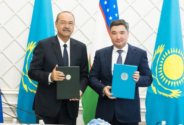 LE KAZAKHSTAN ET L'OUZBÉKISTAN S'APPRÊTENT À ÉTABLIR UN RÉGIME DE LIBRE-ÉCHANGE