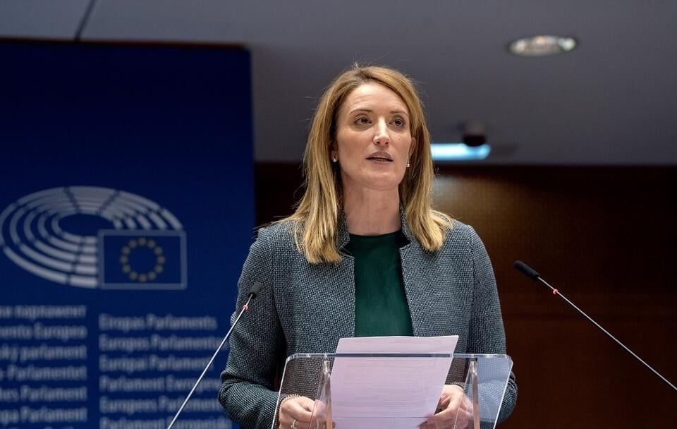 ROBERTA METSOLA RÉÉLUE PRÉSIDENTE DU PARLEMENT EUROPÉEN À UNE FORTE MAJORITÉ