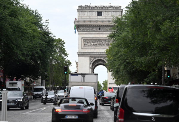 L'ALGÉRIE RAPPELLE SON AMBASSADEUR ALORS QUE LA FRANCE SOUTIENT LA SOUVERAINETÉ MAROCAINE SUR LE SAHARA OCCIDENTAL