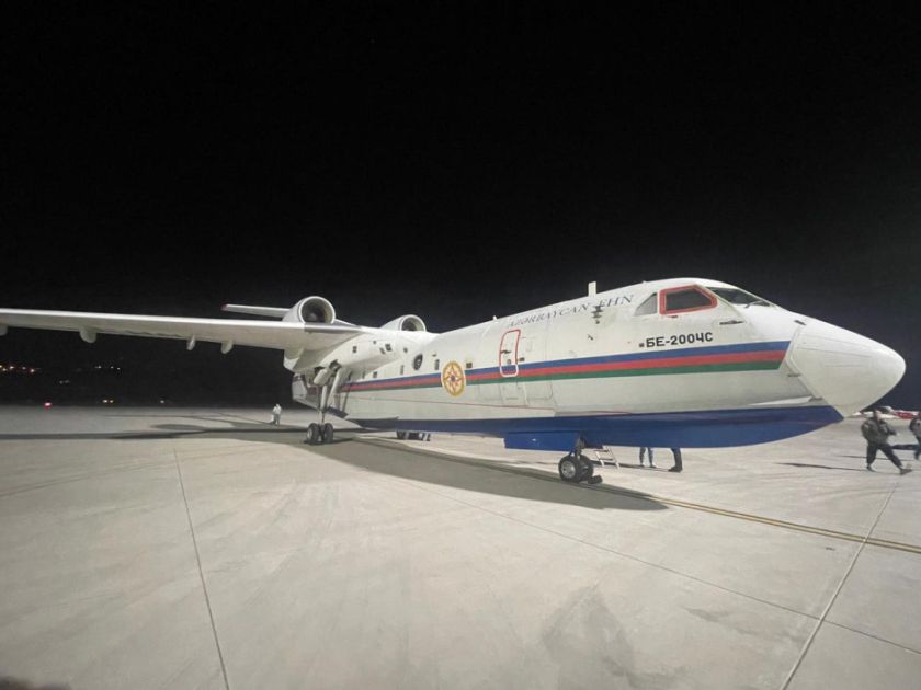 L'AZERBAÏDJAN ENVOIE UN AVION AMPHIBIE POUR ÉTEINDRE LES INCENDIES DE FORÊT EN TURQUIE