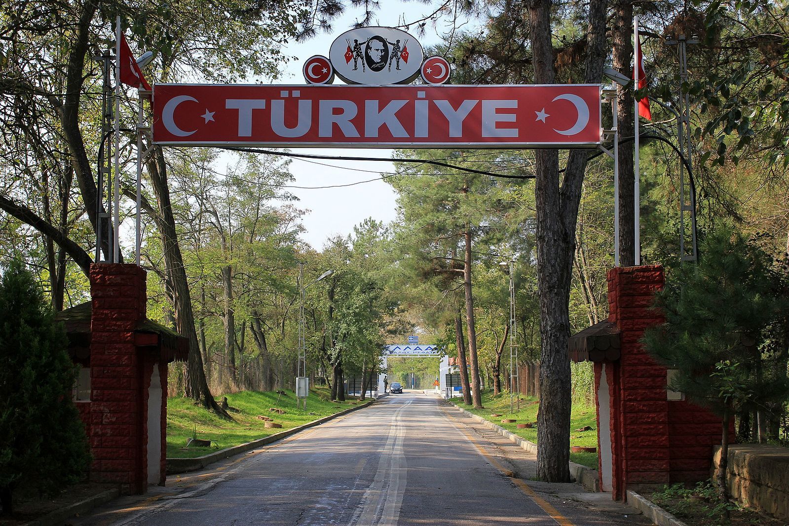 LA GRÈCE ENVOIE 150 GARDES-FRONTIÈRES À SA FRONTIÈRE AVEC LA TURQUIE POUR LUTTER CONTRE LES IMMIGRÉS CLANDESTINS