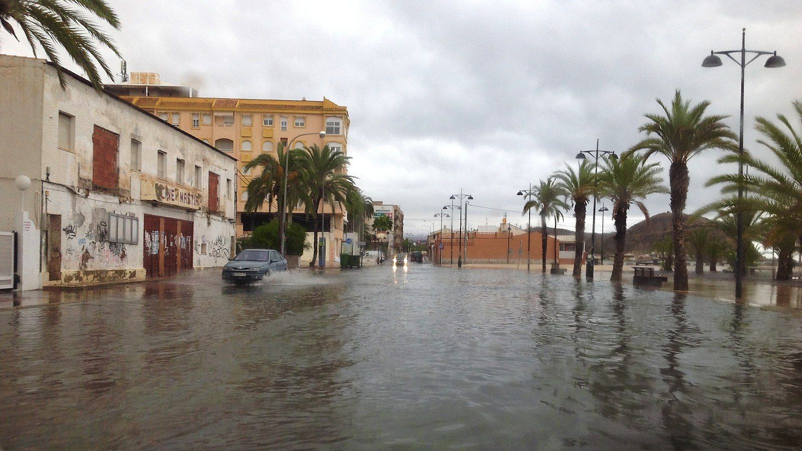 INONDATIONS À VALENCE : LE NOMBRE DE MORTS S'ÉLÈVE À 202