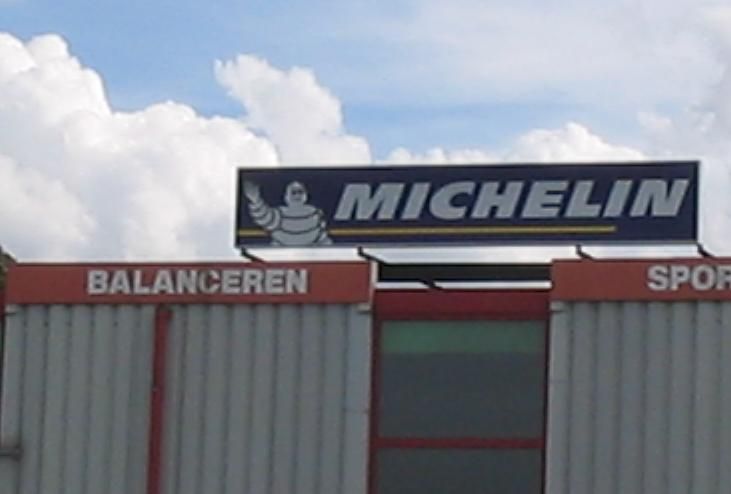 MICHELIN PRÉVOIT DE FERMER DEUX USINES EN FRANCE EN 2025