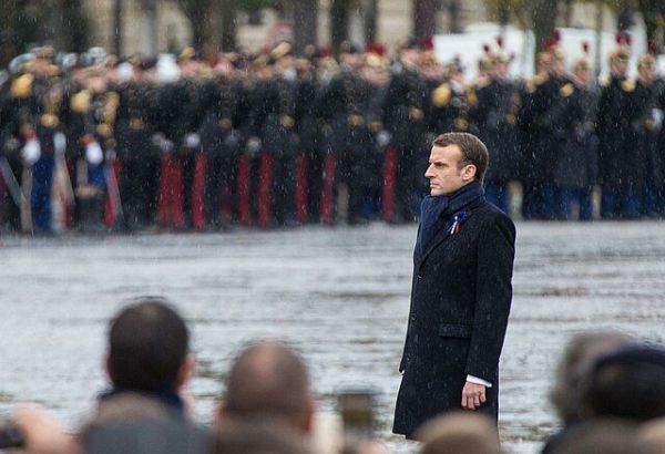 FACE À UNE "ACCÉLÉRATION DES PÉRILS", EMMANUEL MACRON VEUT "MOBILISER" PLUS DE JEUNES VOLONTAIRES "EN RENFORT" DES ARMÉES