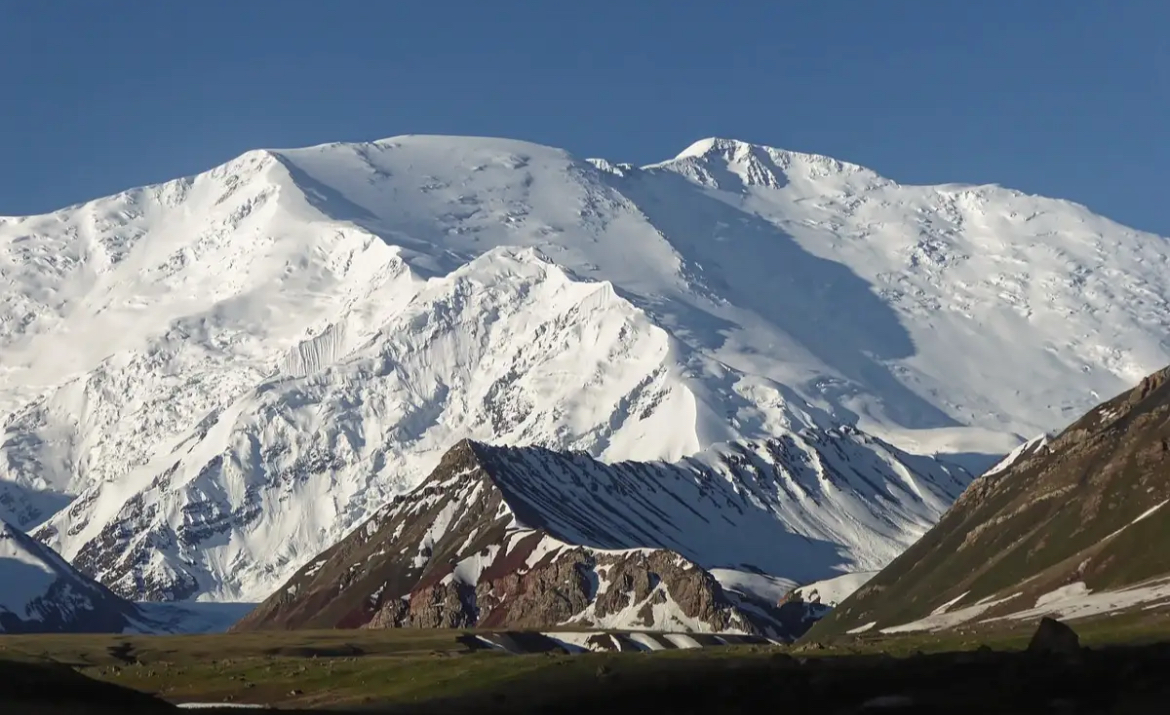 L'UNESCO ET L'OMM LANCENT L'ANNÉE INTERNATIONALE DE LA PRÉSERVATION DES GLACIERS 2025