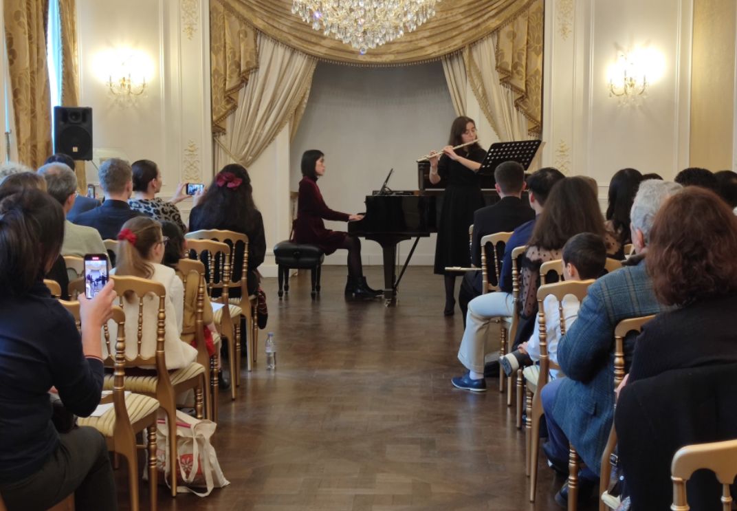 UN CONCERT COMPOSÉ D'ŒUVRES DE COMPOSITEURS AZERBAÏDJANAIS ORGANISÉ À PARIS